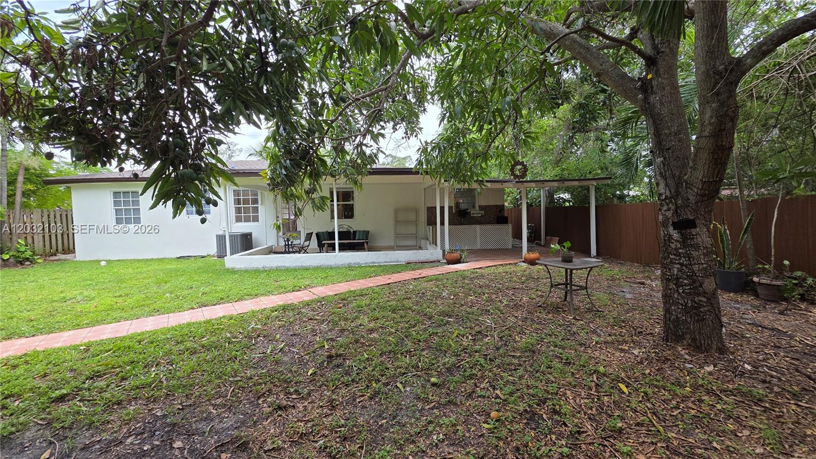 VILLA HOMESITES - Residential Lease