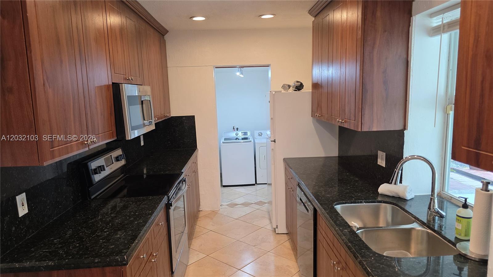 VILLA HOMESITES - Residential Lease