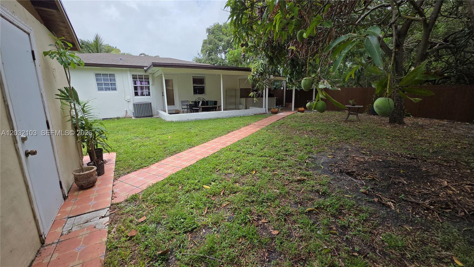 VILLA HOMESITES - Residential Lease