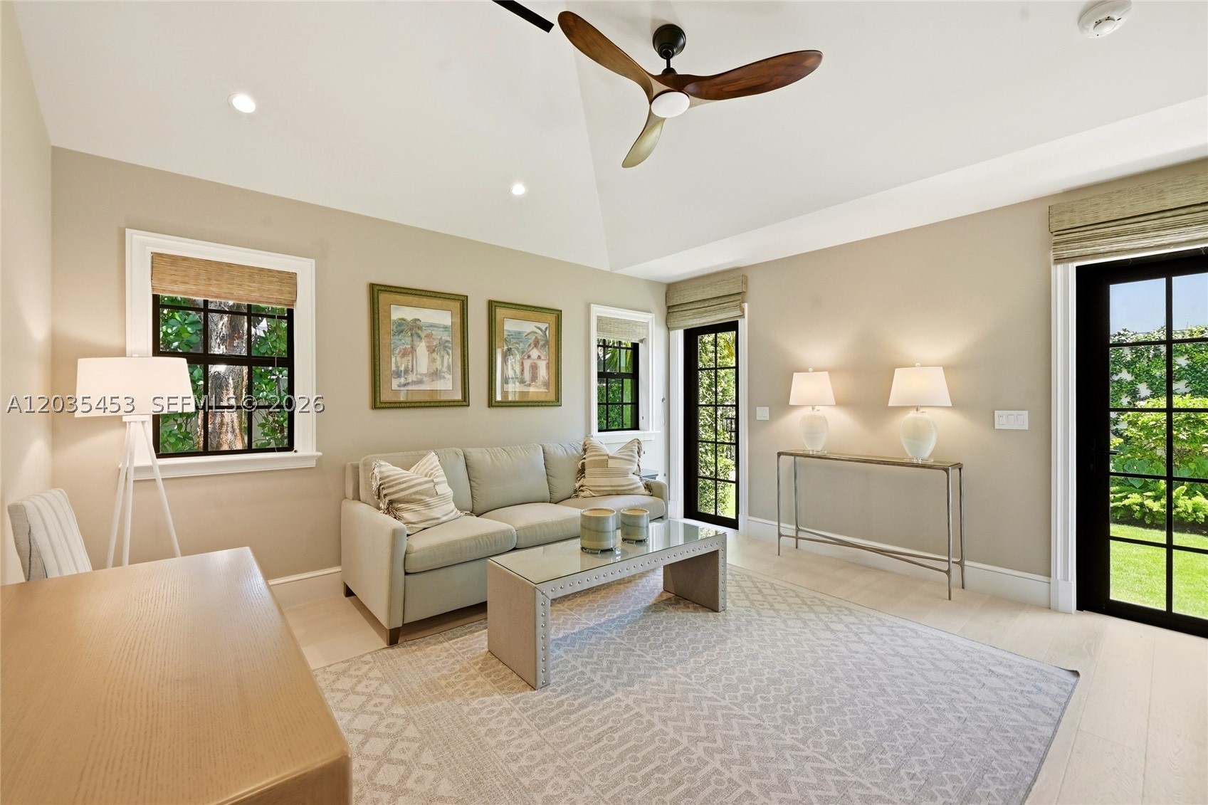 ROYAL PARK - Residential