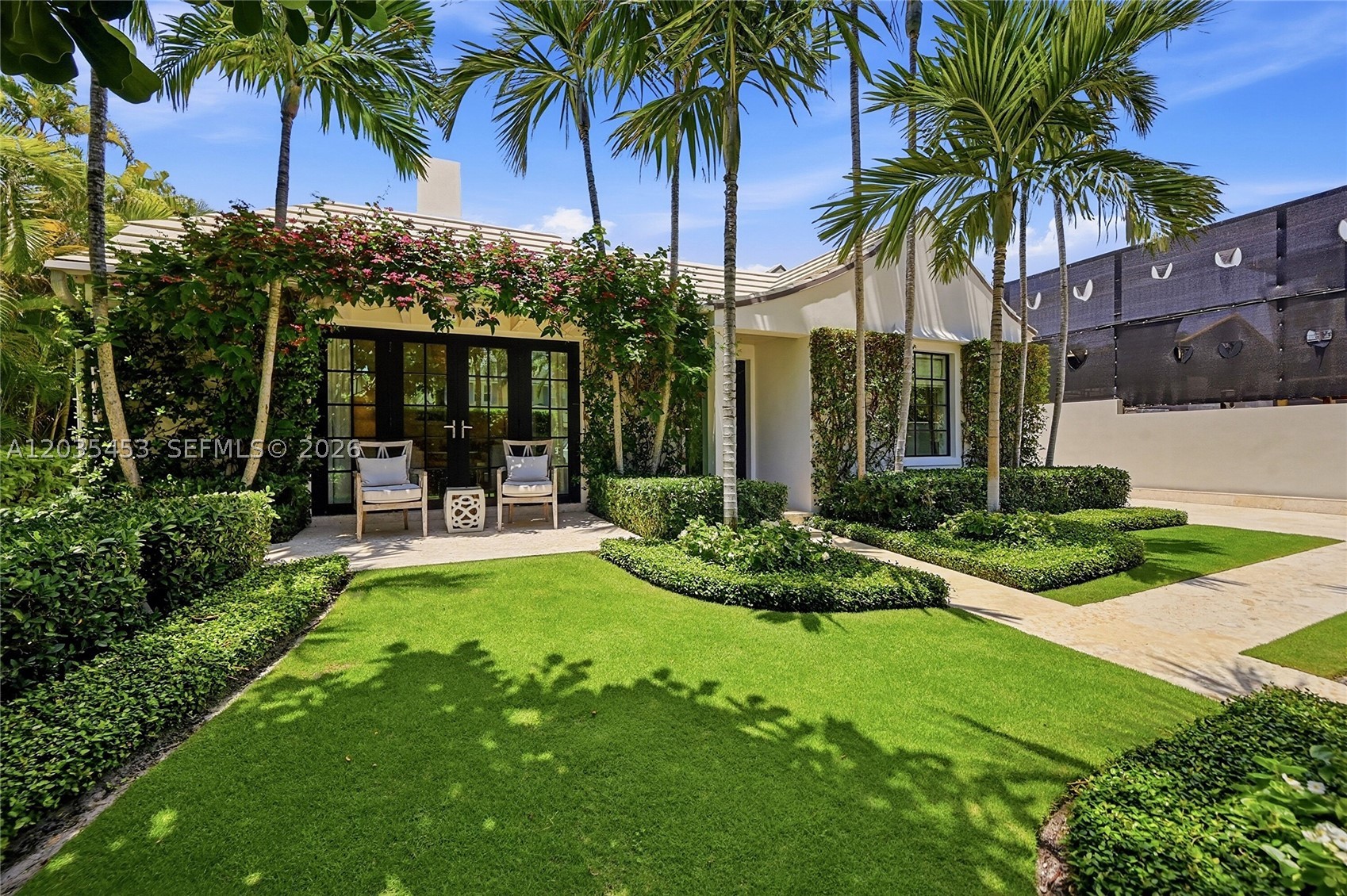 ROYAL PARK - Residential