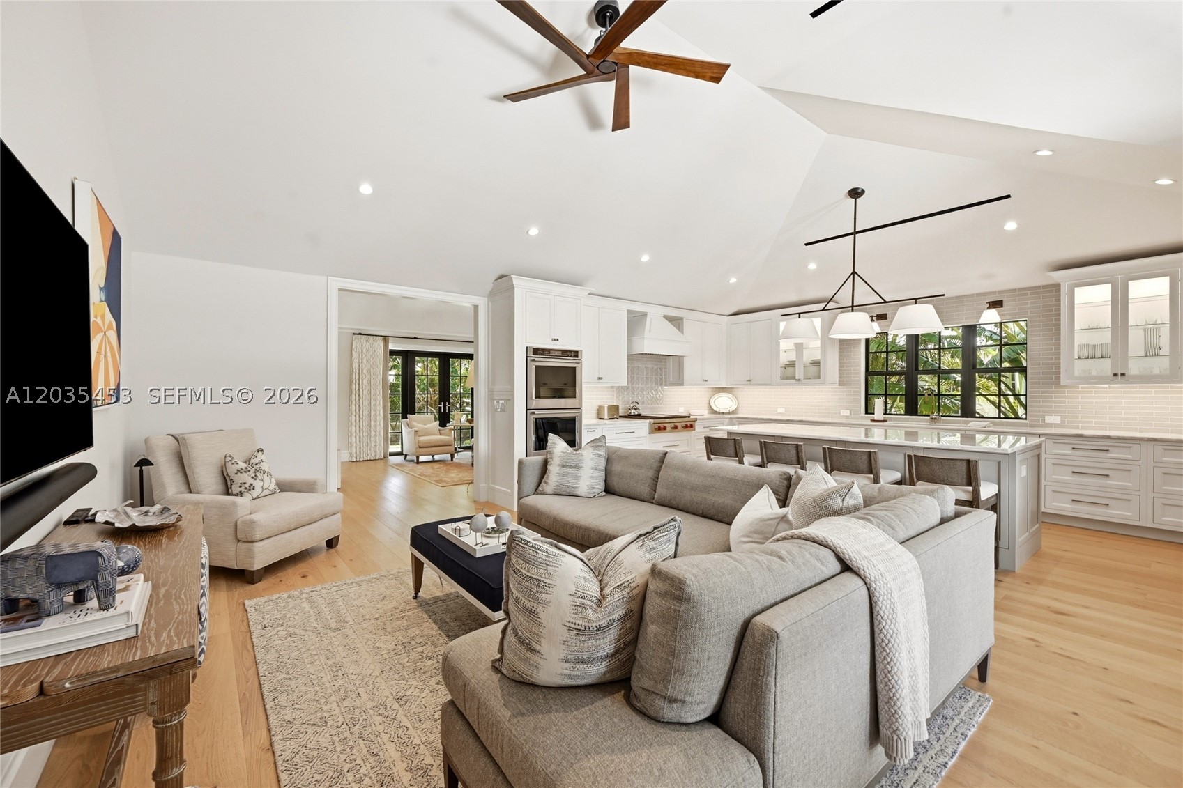 ROYAL PARK - Residential
