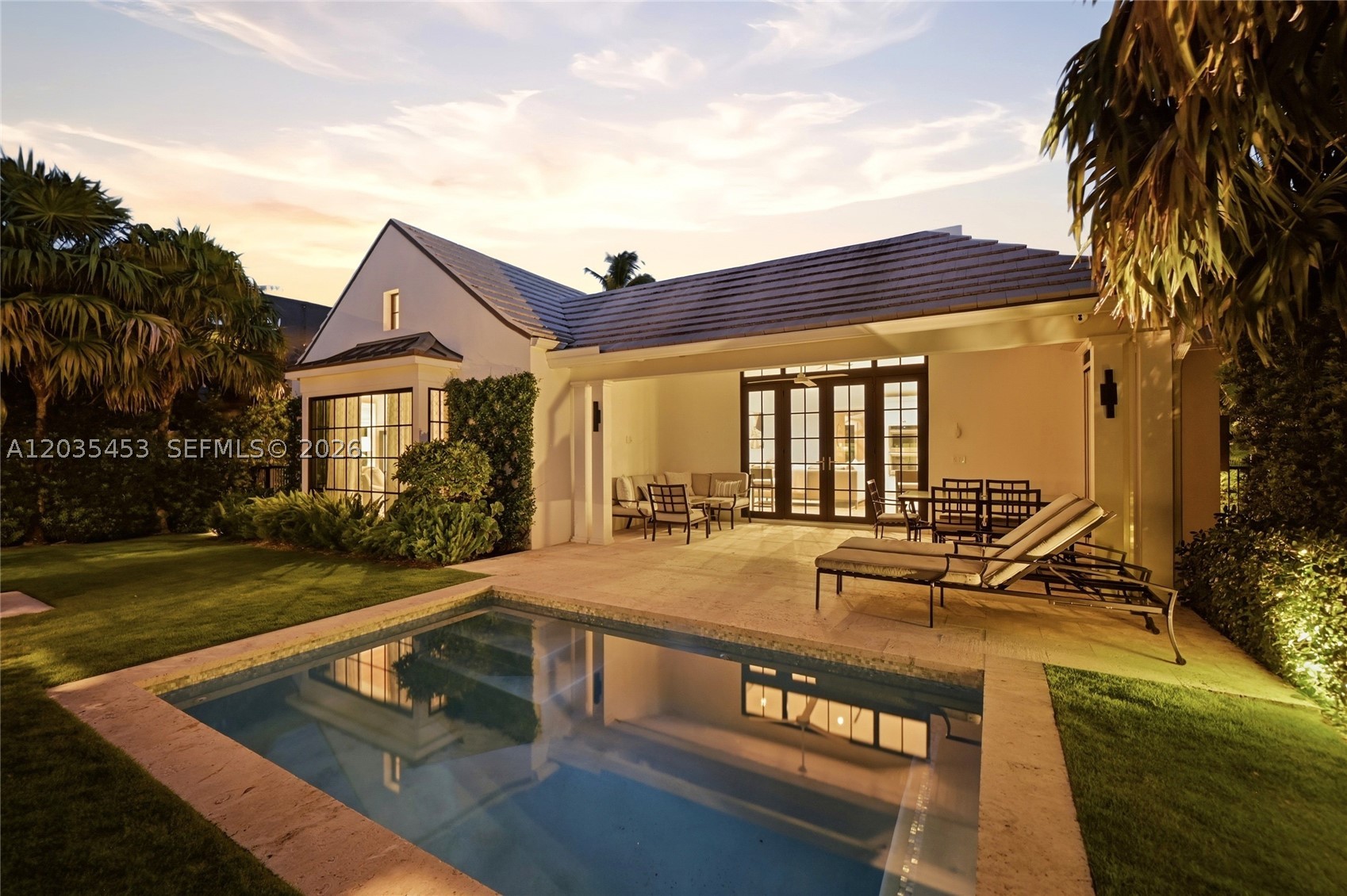 ROYAL PARK - Residential