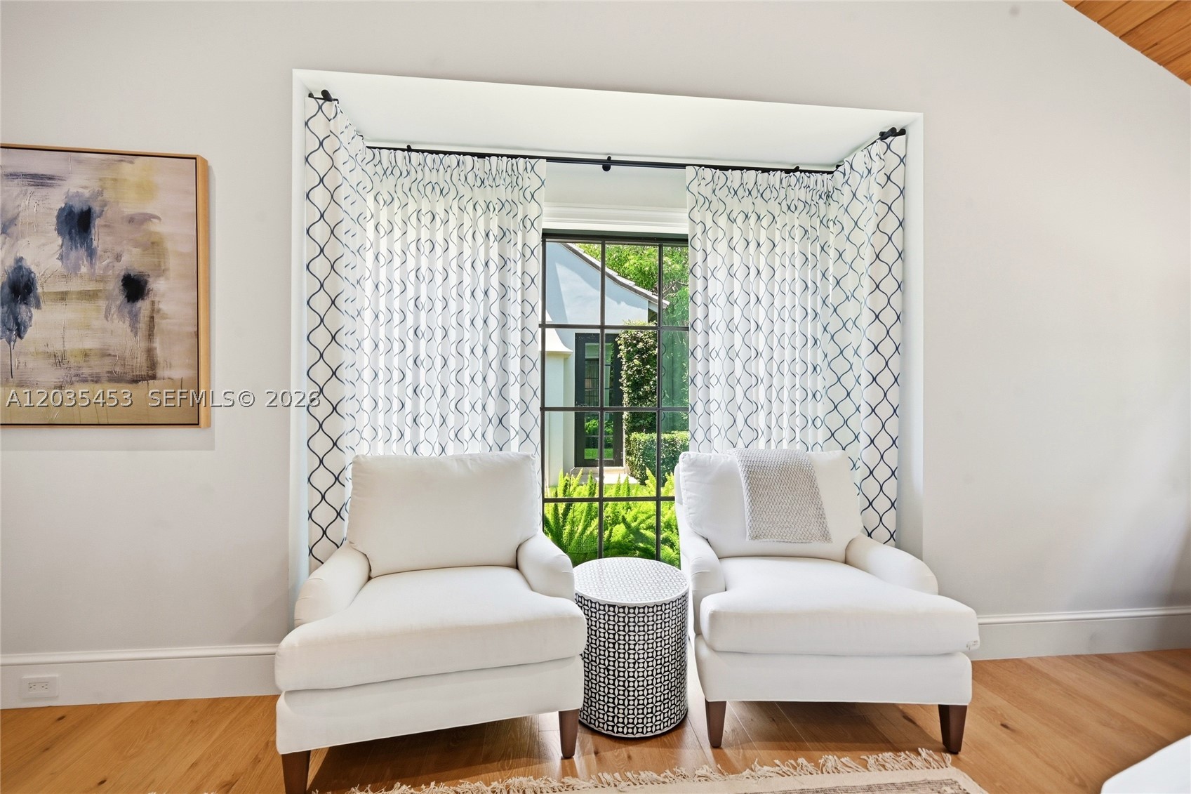 ROYAL PARK - Residential