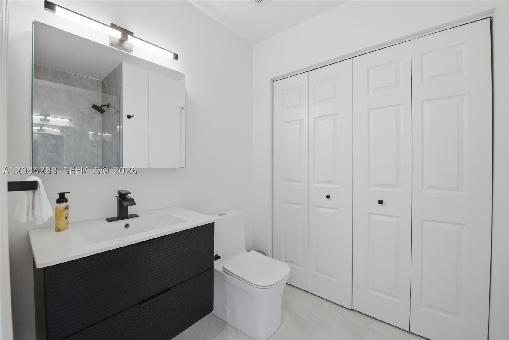 MYSTIC POINTE TOWER 400 C - Residential Lease
