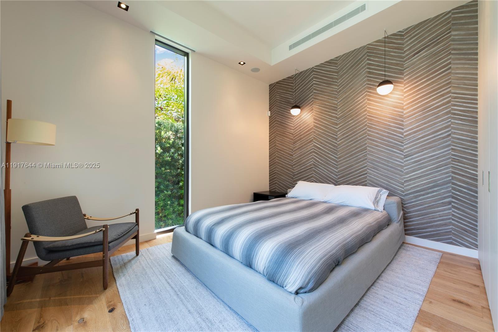 BISCAYNE POINT - Residential