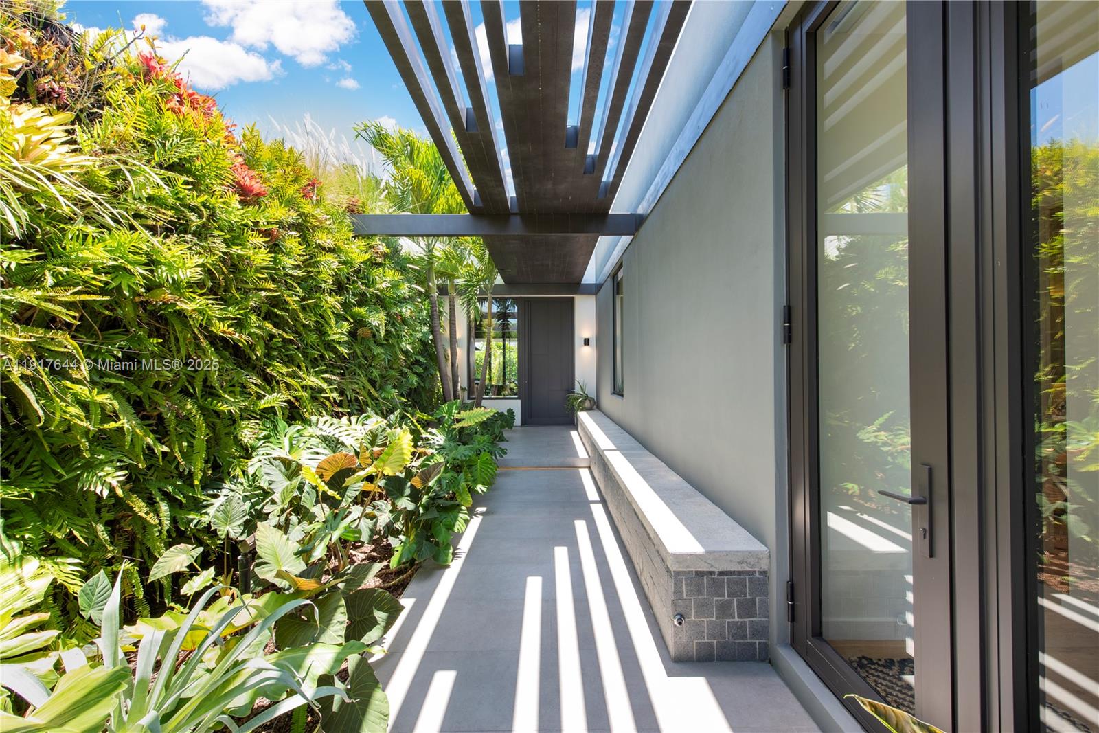BISCAYNE POINT - Residential