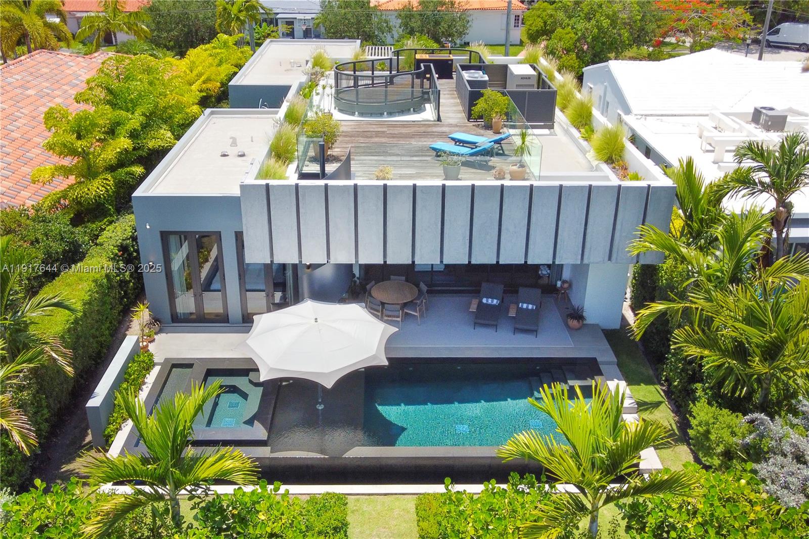BISCAYNE POINT - Residential