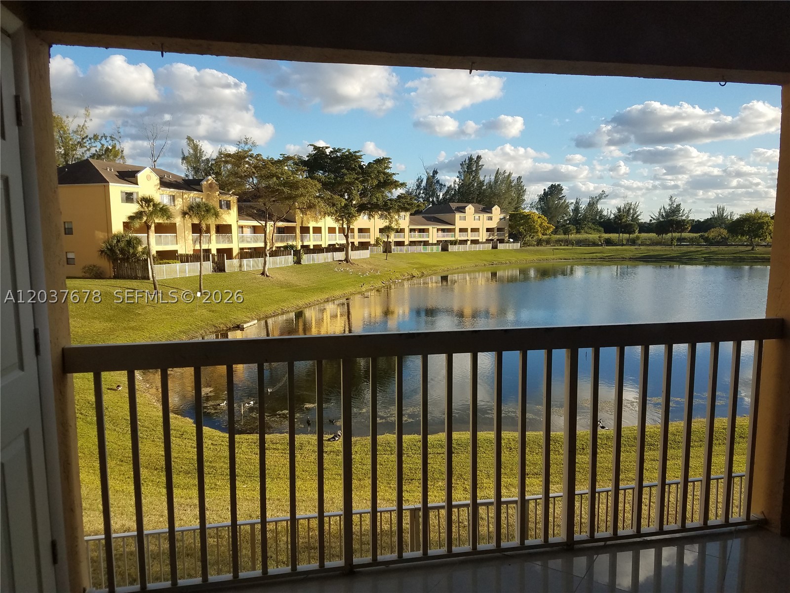 VILLAS AT LAKEVIEW - Residential