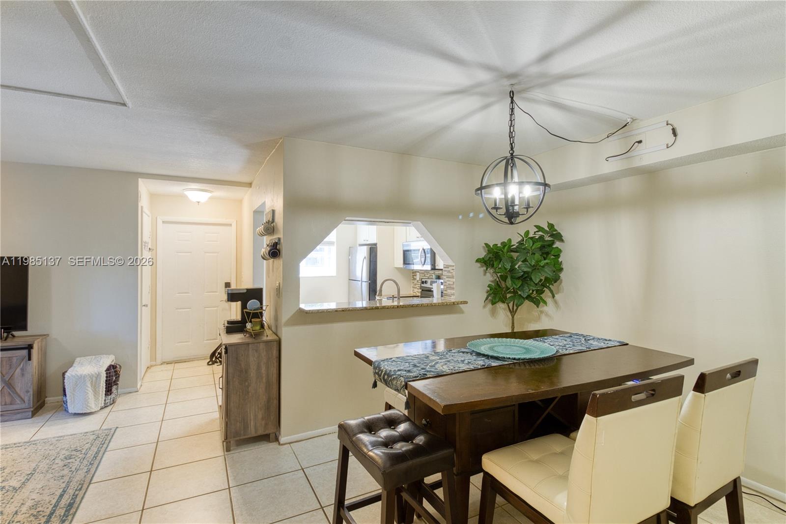 OAKLAND FOREST CLUB CONDO - Residential
