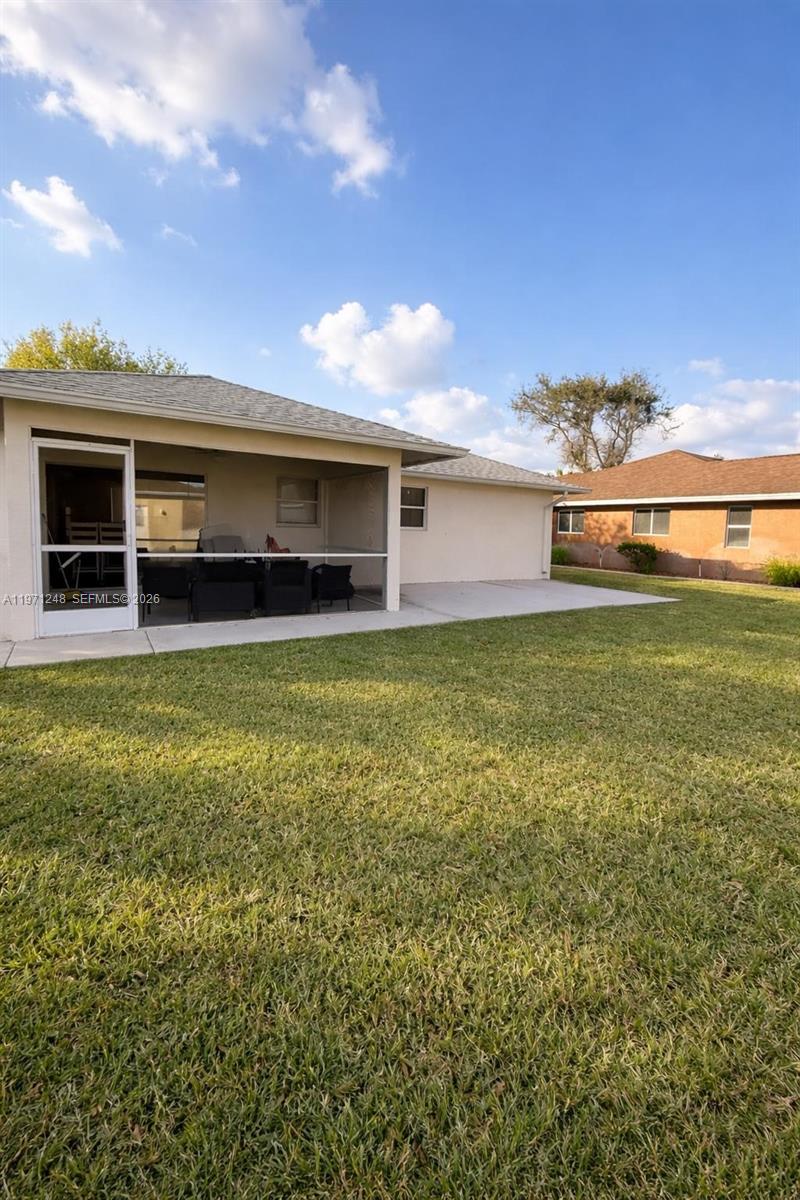 VARSITY LAKE - Residential