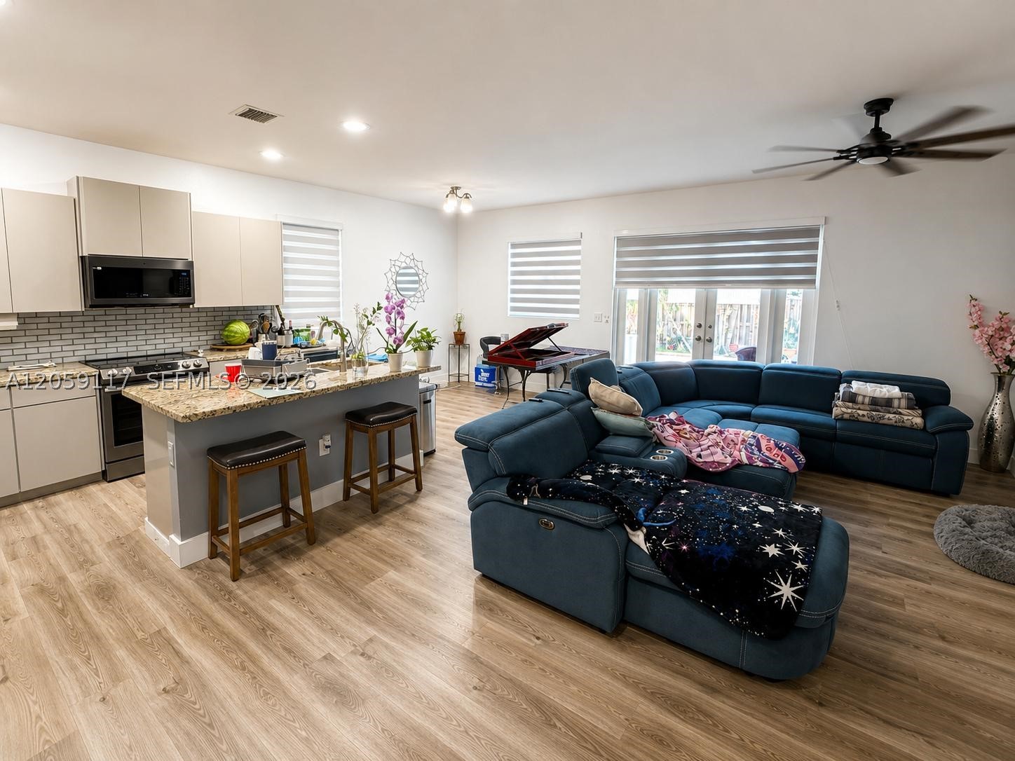 HEMINGWAY POINT - Residential