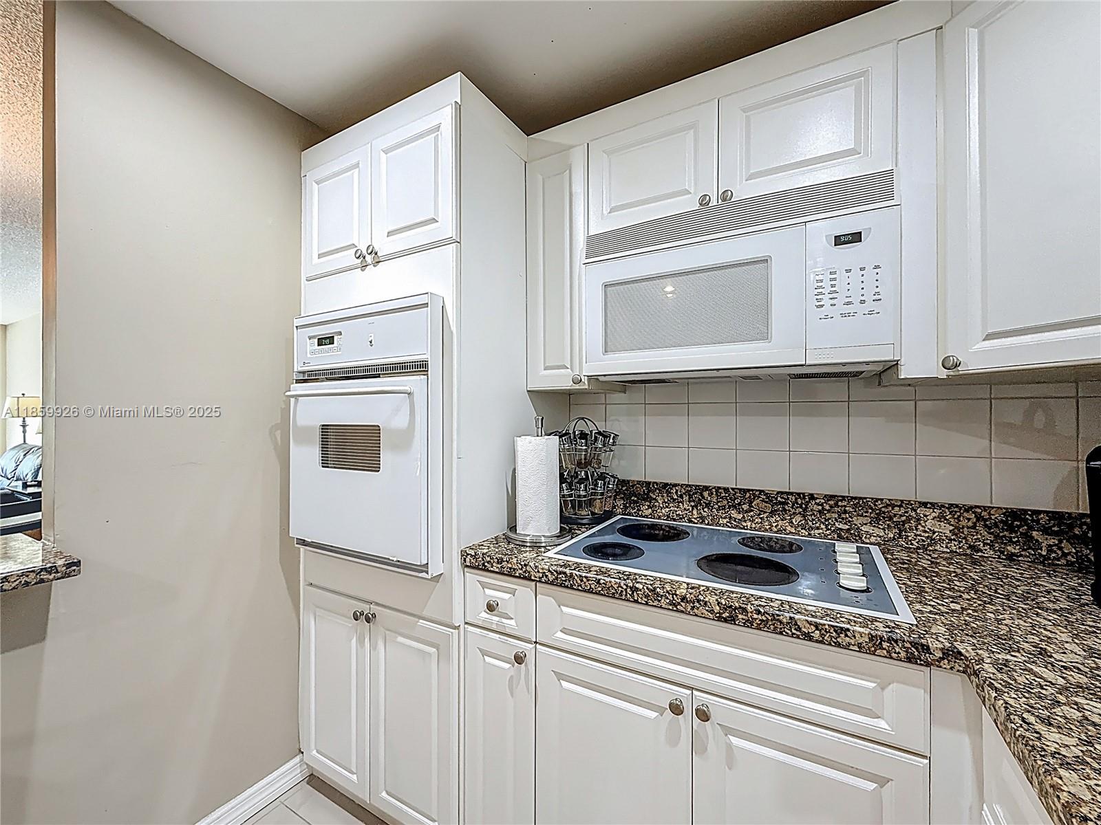 OCEANVIEW BUILDING B COND - Residential