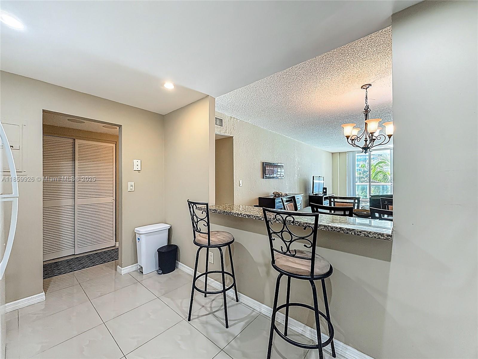 OCEANVIEW BUILDING B COND - Residential