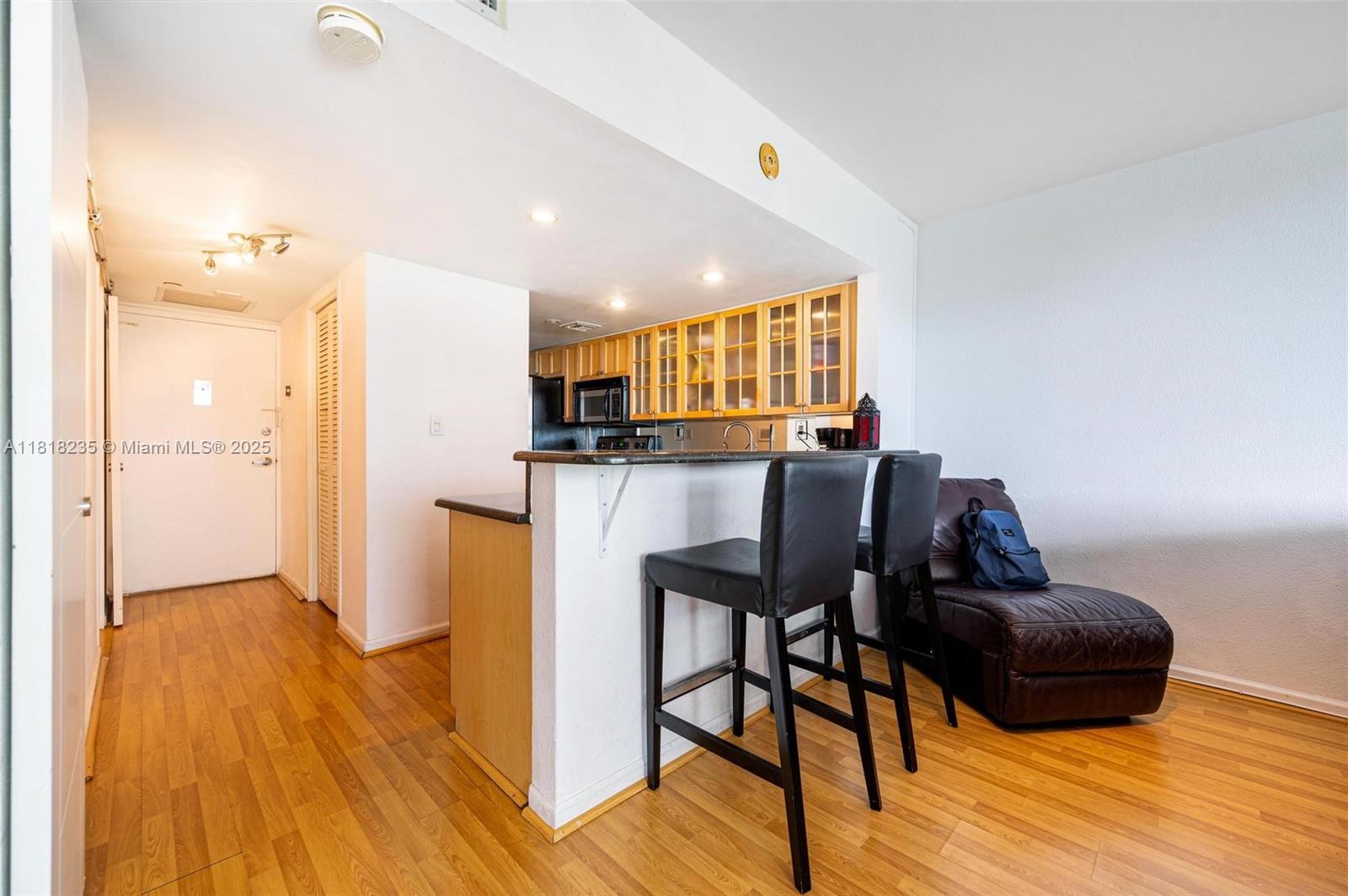 MIRADOR 1000 CONDO - Residential Lease