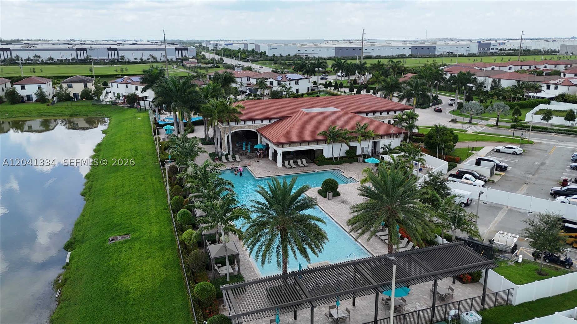AQUABELLA NORTH - Residential