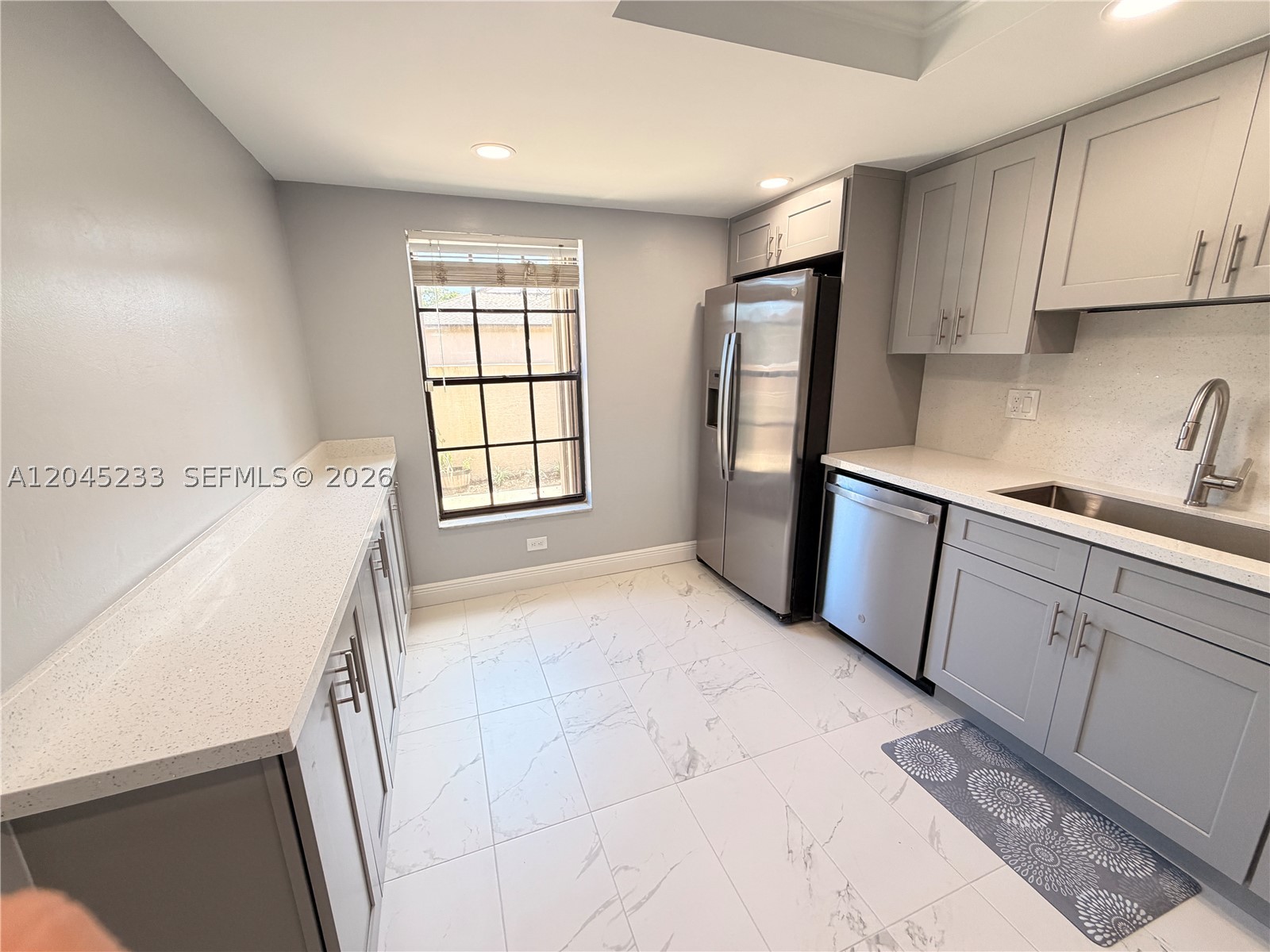 NOVA NORTH CONDOMINIUM 6 - Residential Lease