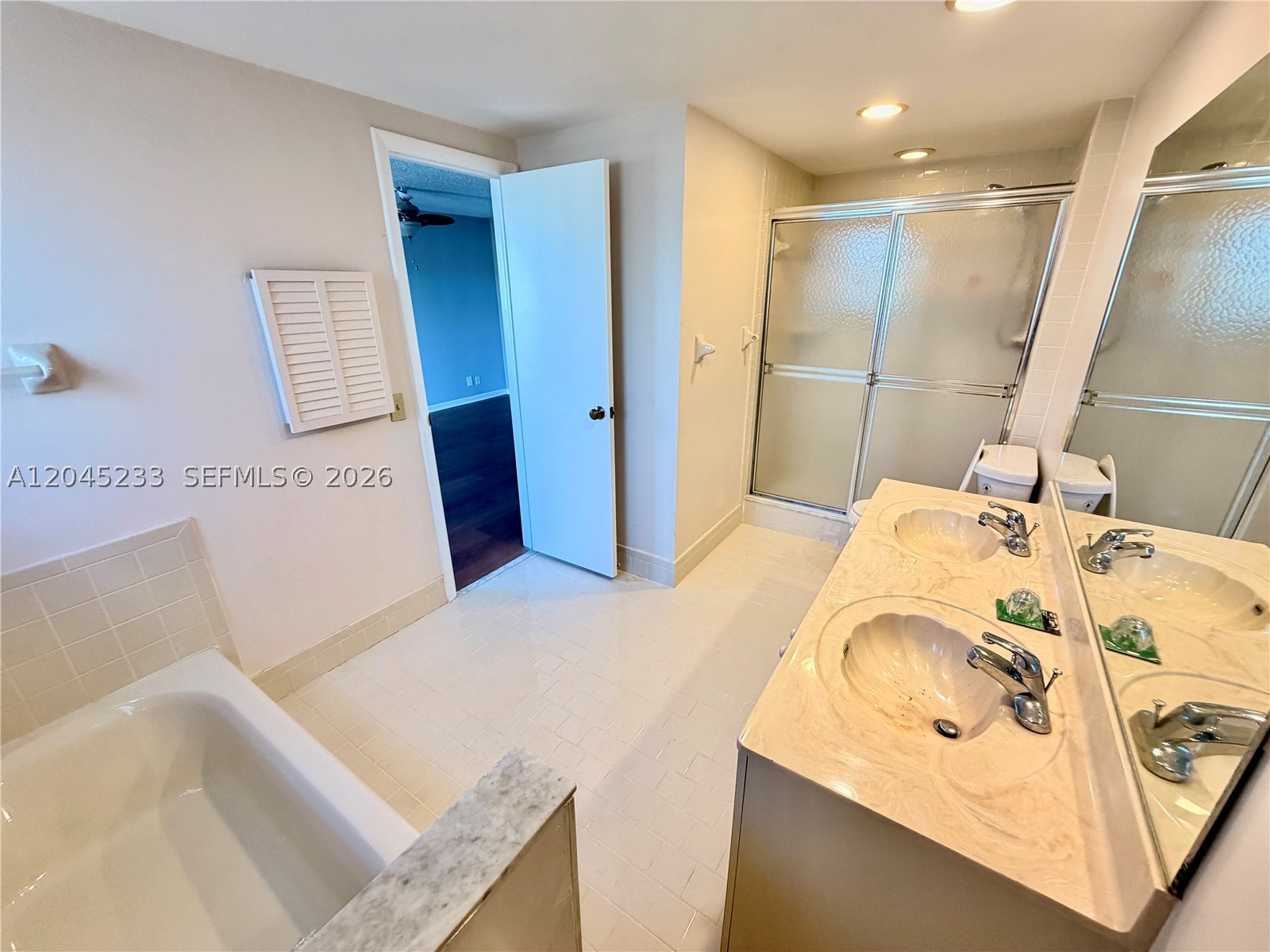 NOVA NORTH CONDOMINIUM 6 - Residential Lease