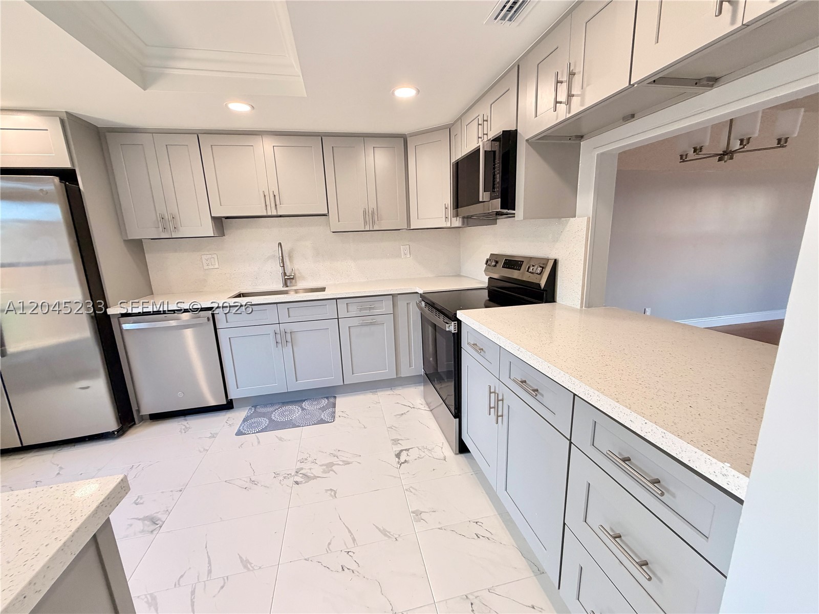 NOVA NORTH CONDOMINIUM 6 - Residential Lease