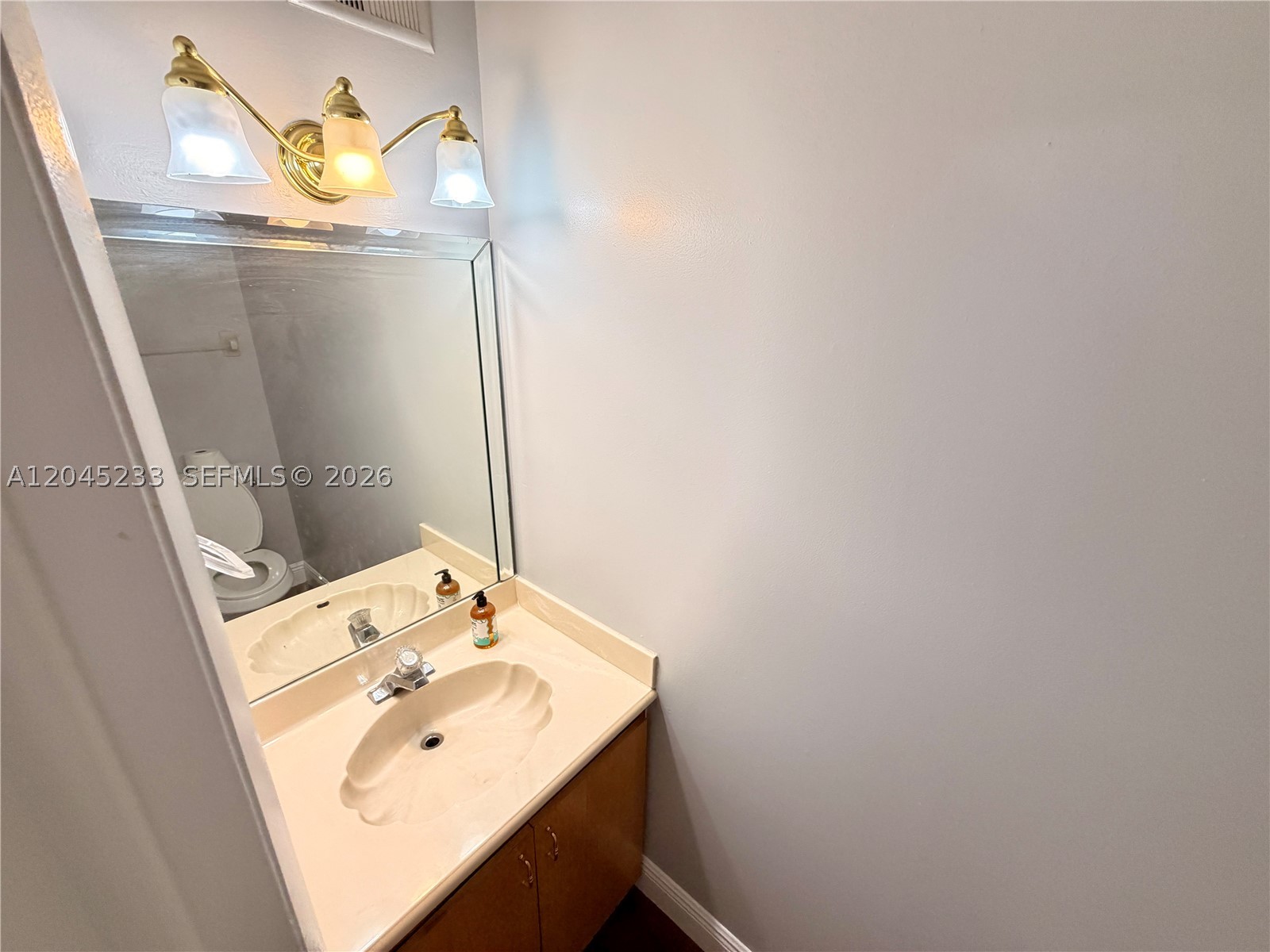 NOVA NORTH CONDOMINIUM 6 - Residential Lease