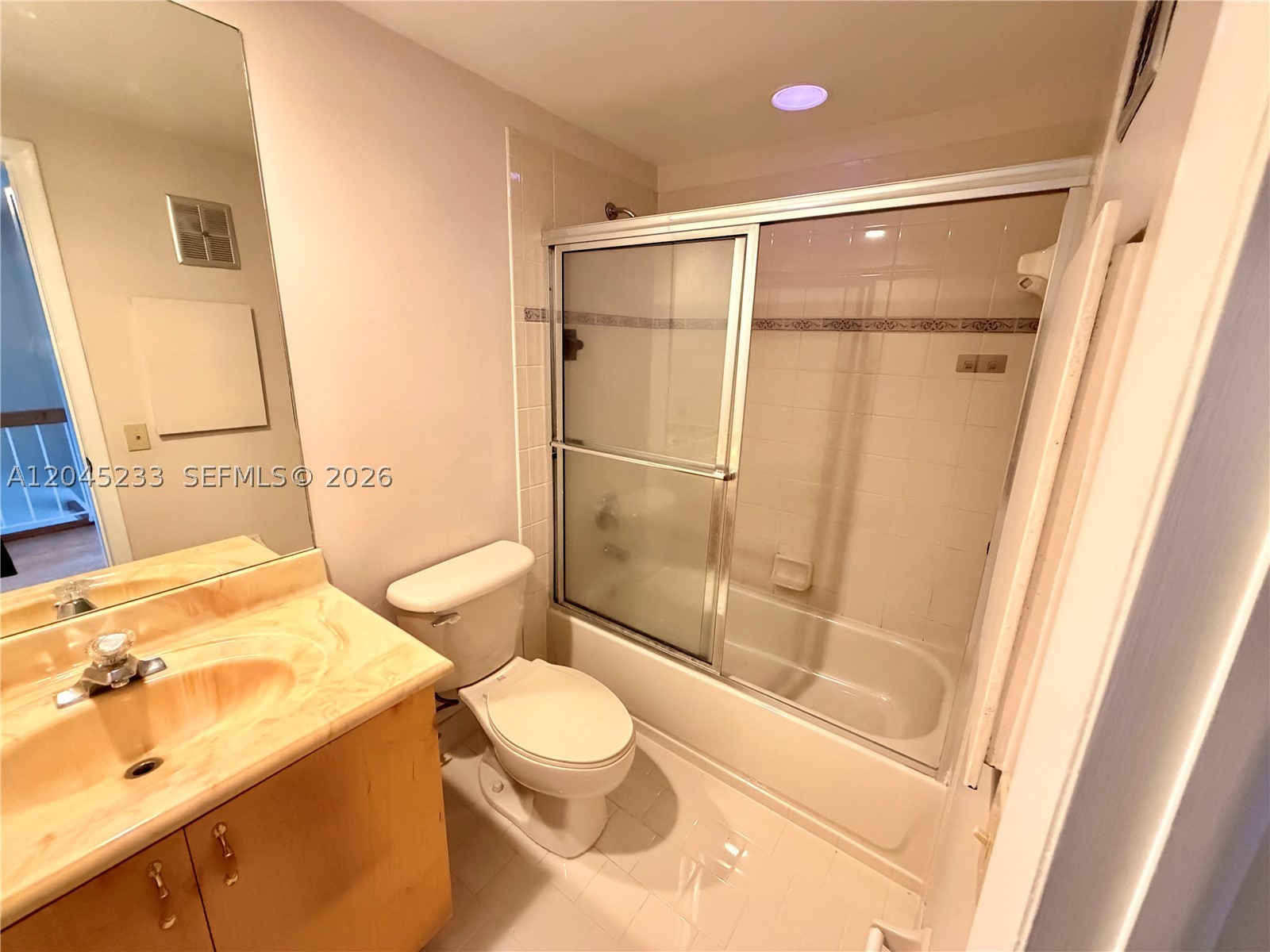NOVA NORTH CONDOMINIUM 6 - Residential Lease