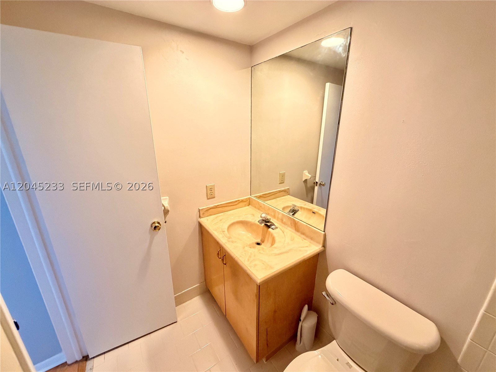 NOVA NORTH CONDOMINIUM 6 - Residential Lease