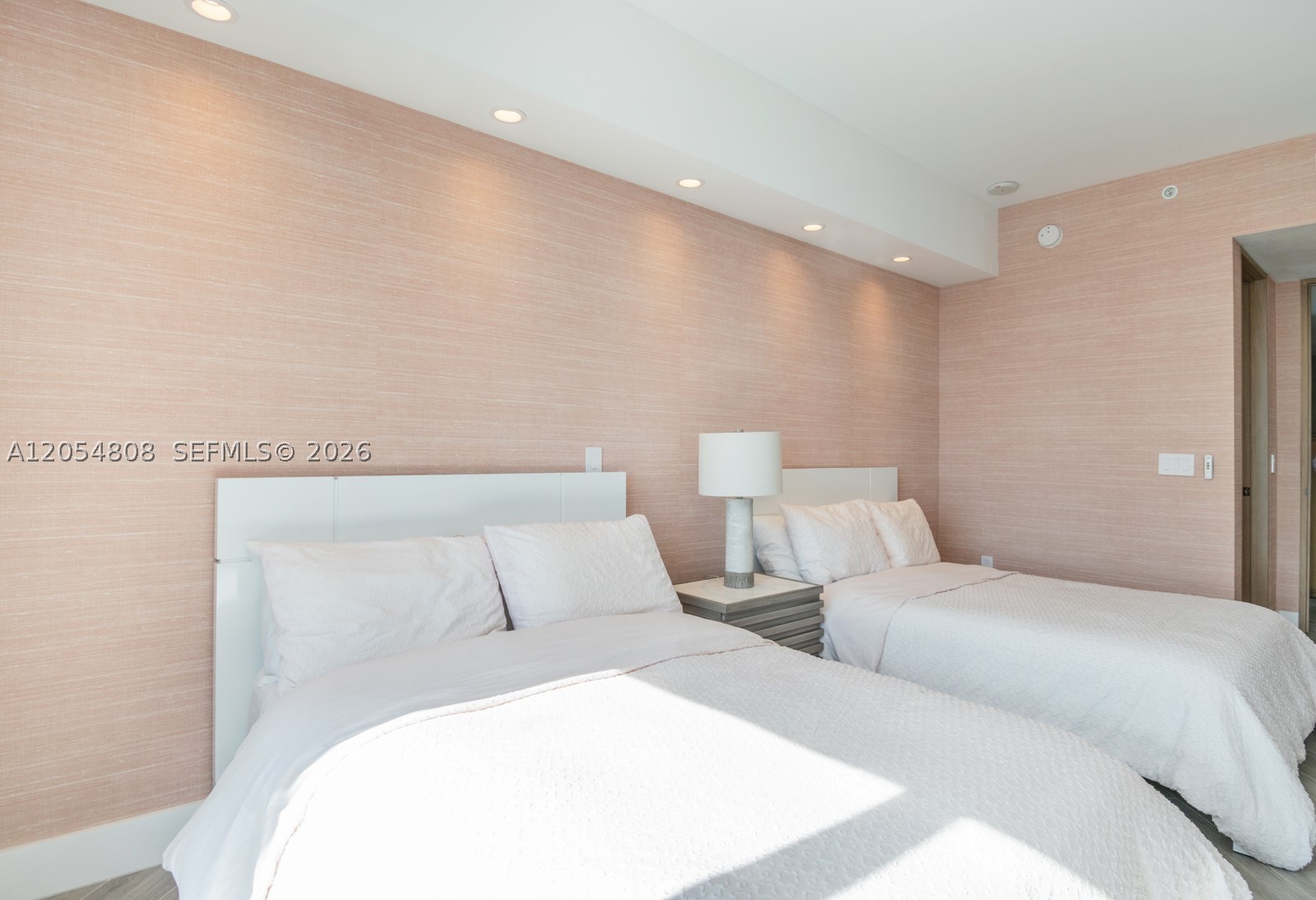 MARINA PALMS RESIDENCES N - Residential
