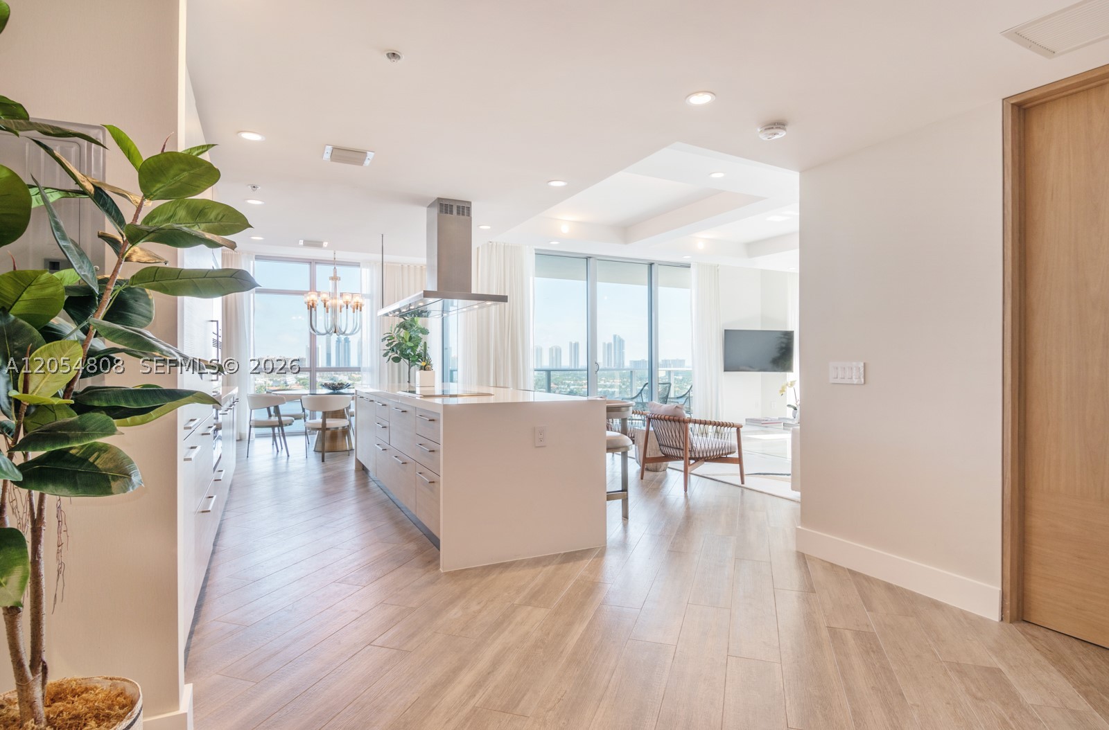 MARINA PALMS RESIDENCES N - Residential