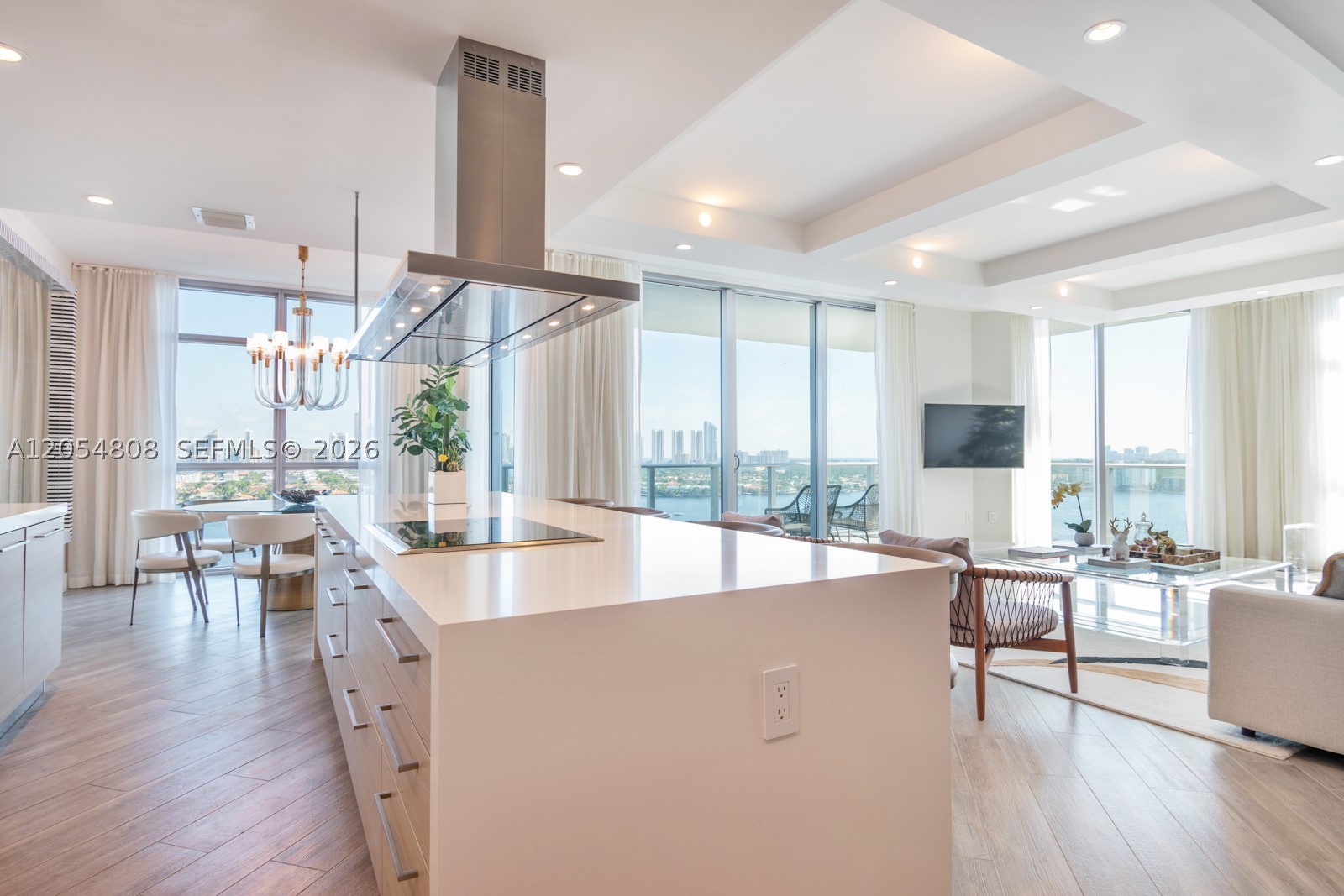 MARINA PALMS RESIDENCES N - Residential