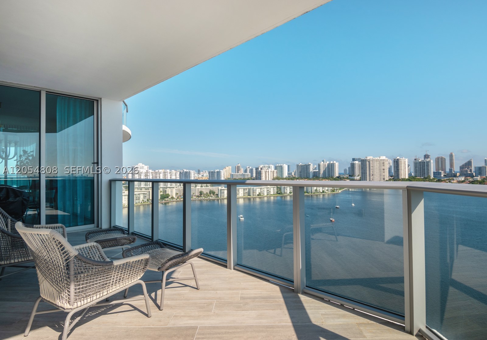 MARINA PALMS RESIDENCES N - Residential