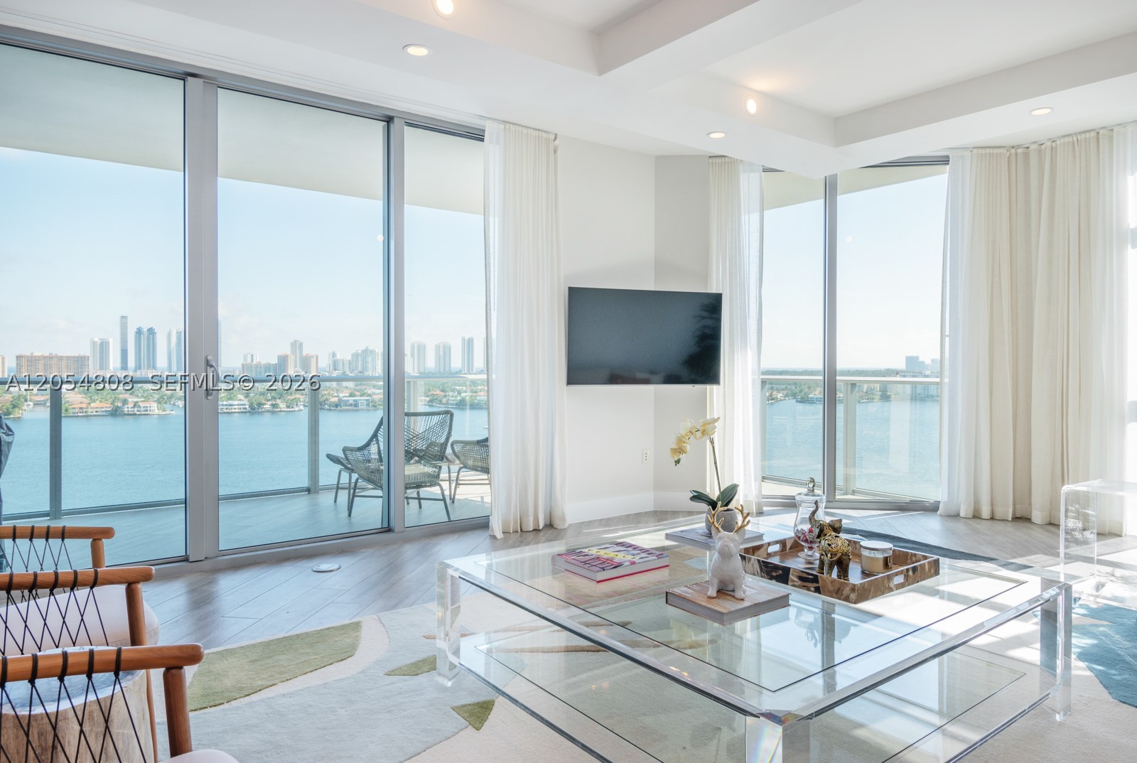 MARINA PALMS RESIDENCES N - Residential