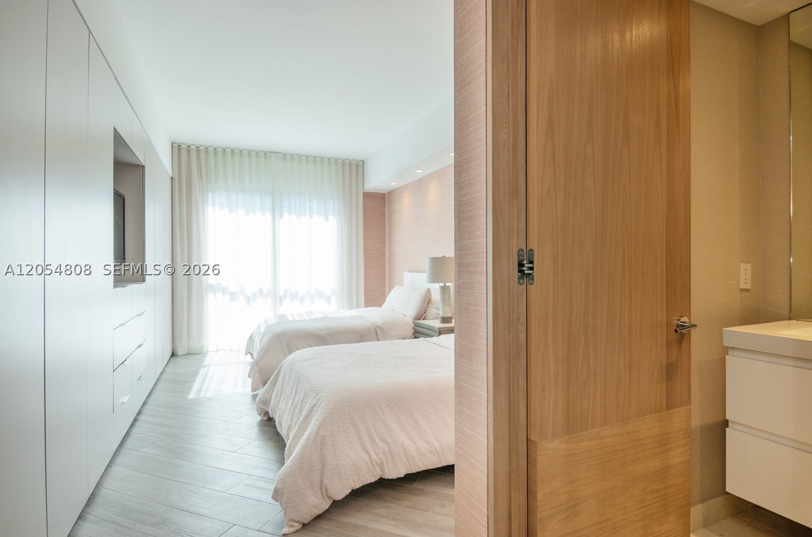 MARINA PALMS RESIDENCES N - Residential