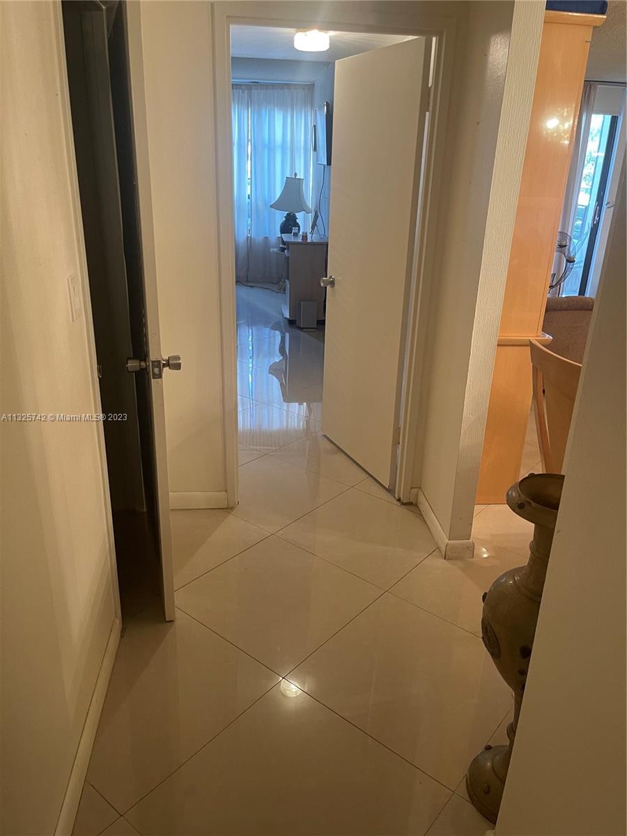 OLYMPUS CONDO PHASE - Residential