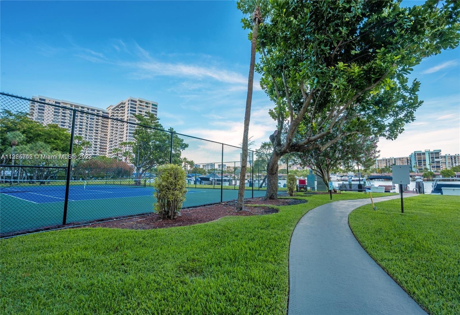 OLYMPUS CONDO PHASE - Residential