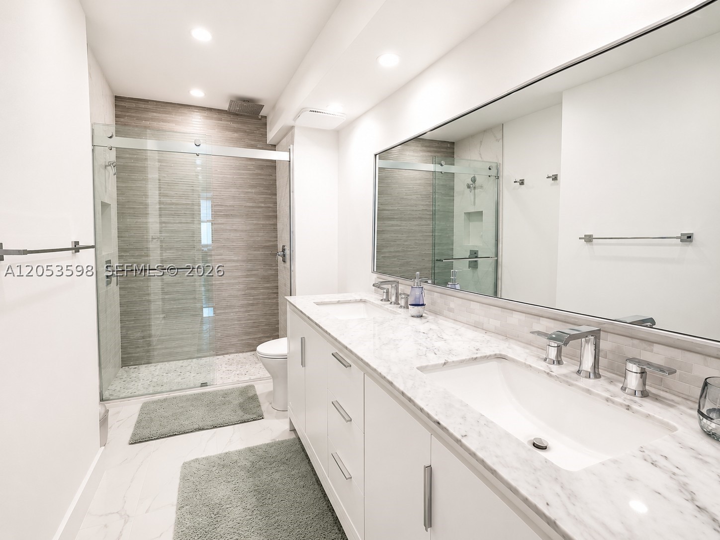 OCEAN PARK CONDO - Residential