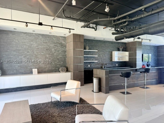 BLUE CONDO - Residential