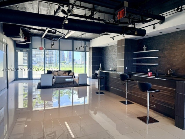 BLUE CONDO - Residential
