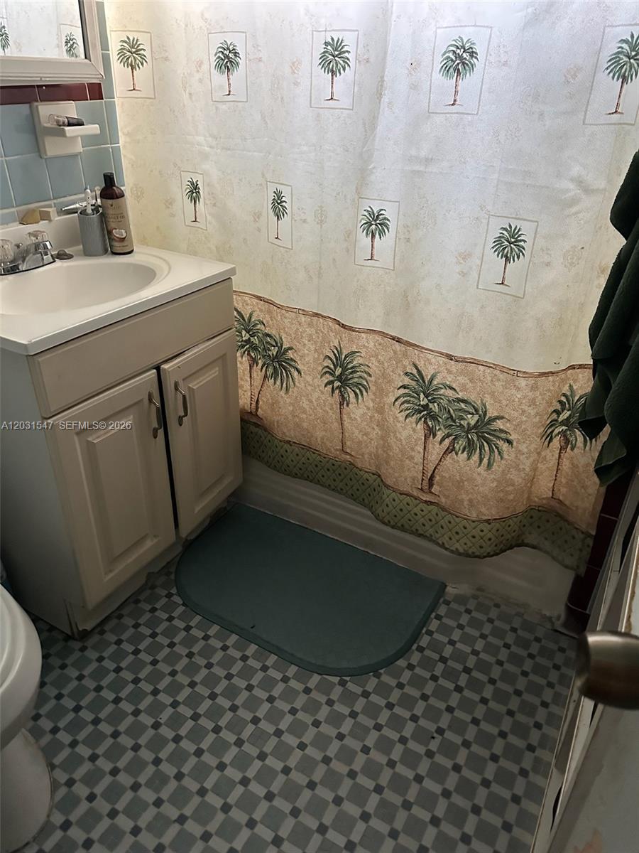 MARSEILLES DECO CONDO - Residential