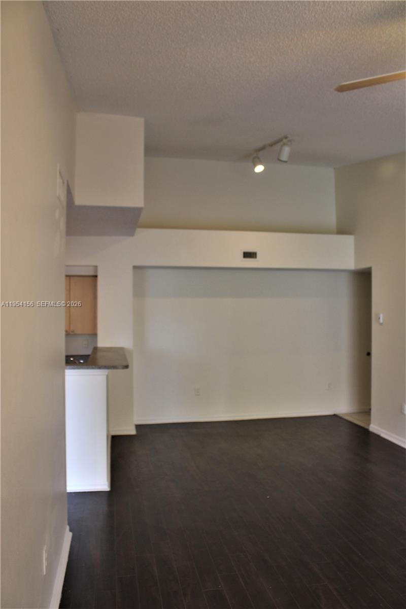 EL-AD RESIDENCES AT MIRAM - Residential