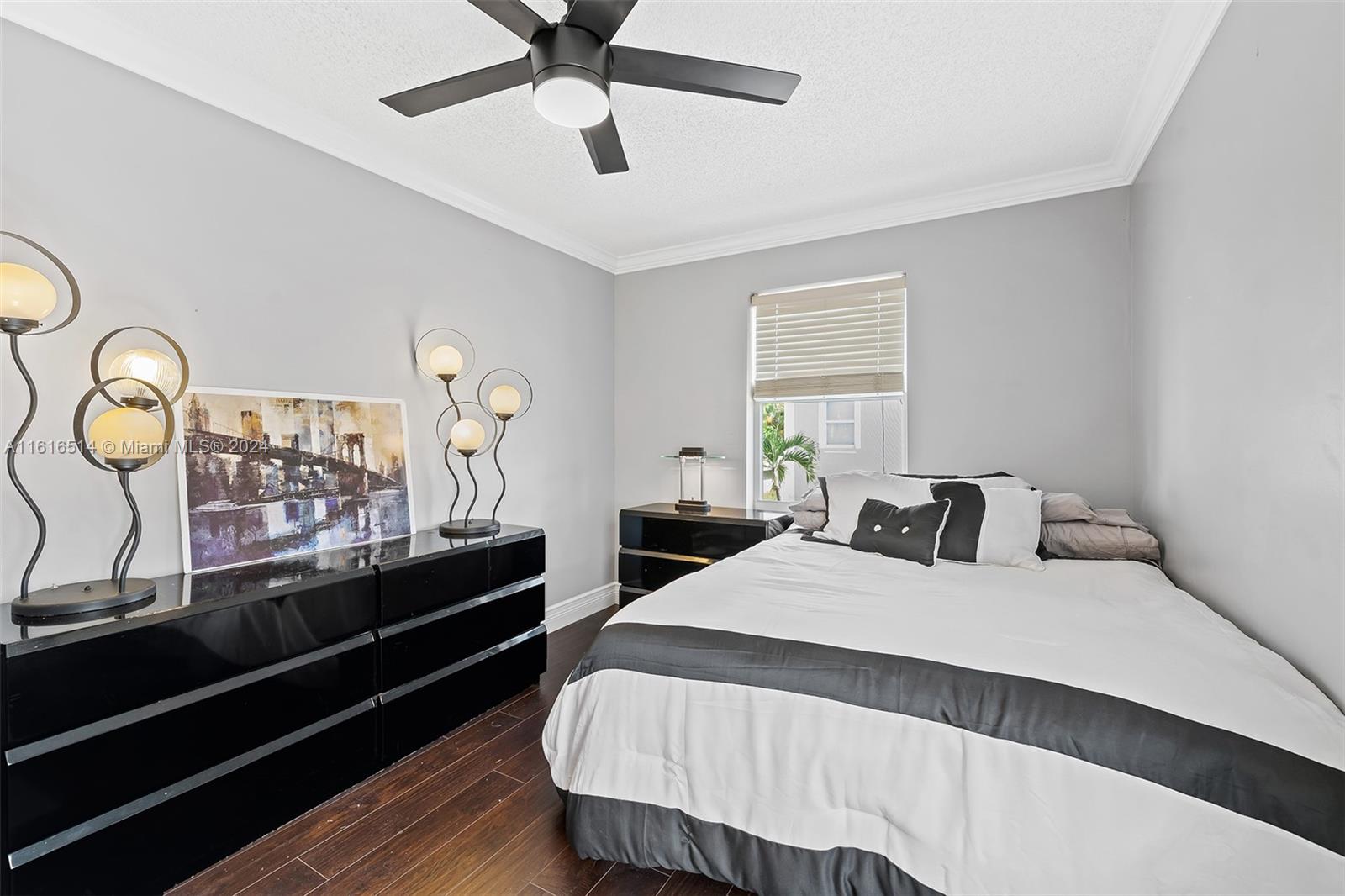 KENSINGTON MANOR - Residential Lease