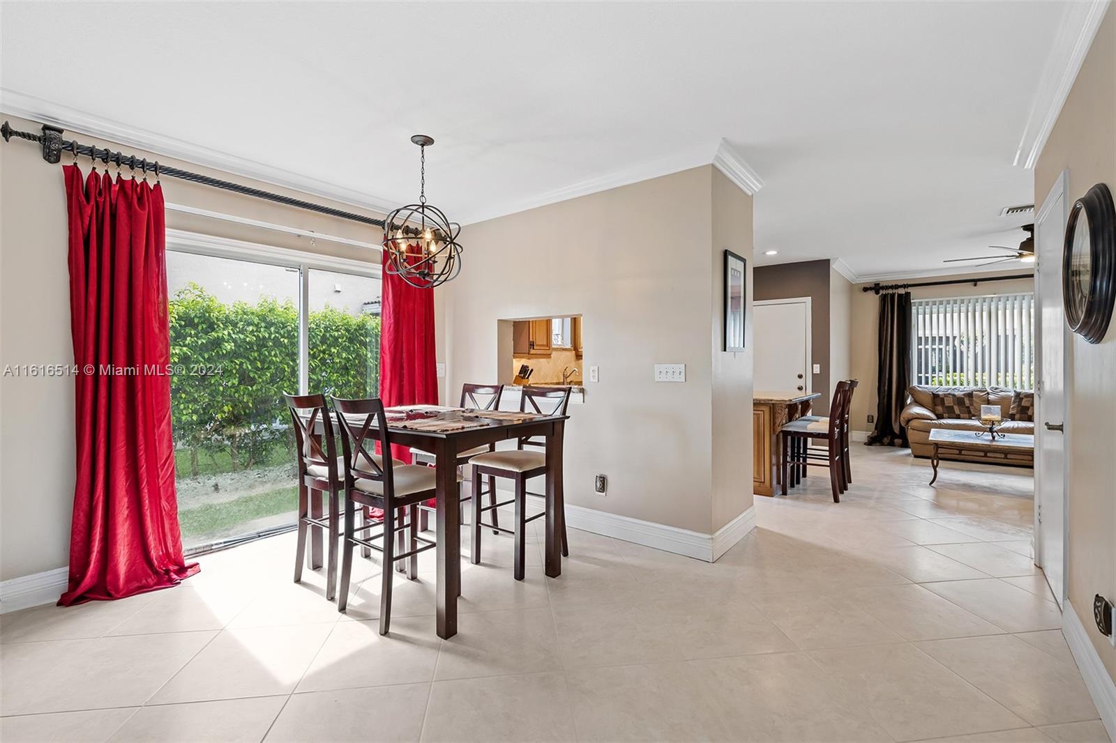 KENSINGTON MANOR - Residential Lease