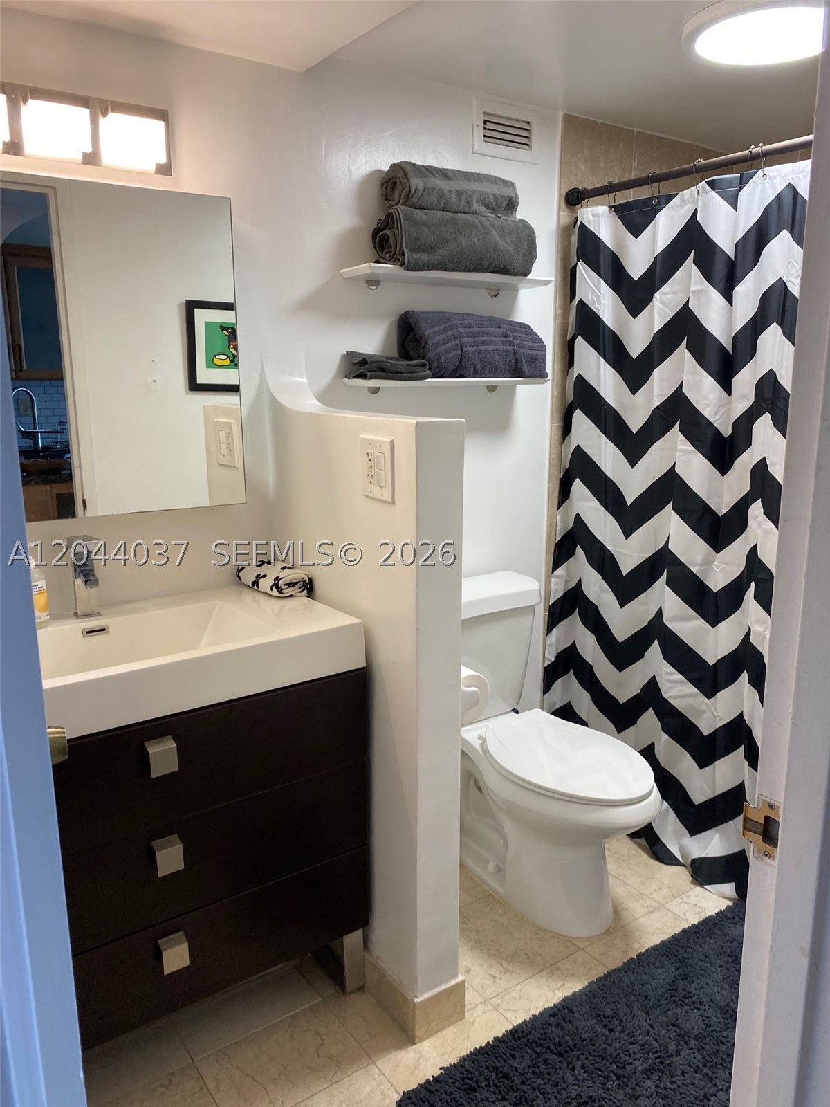 TRITON TOWER CONDO - Residential Lease