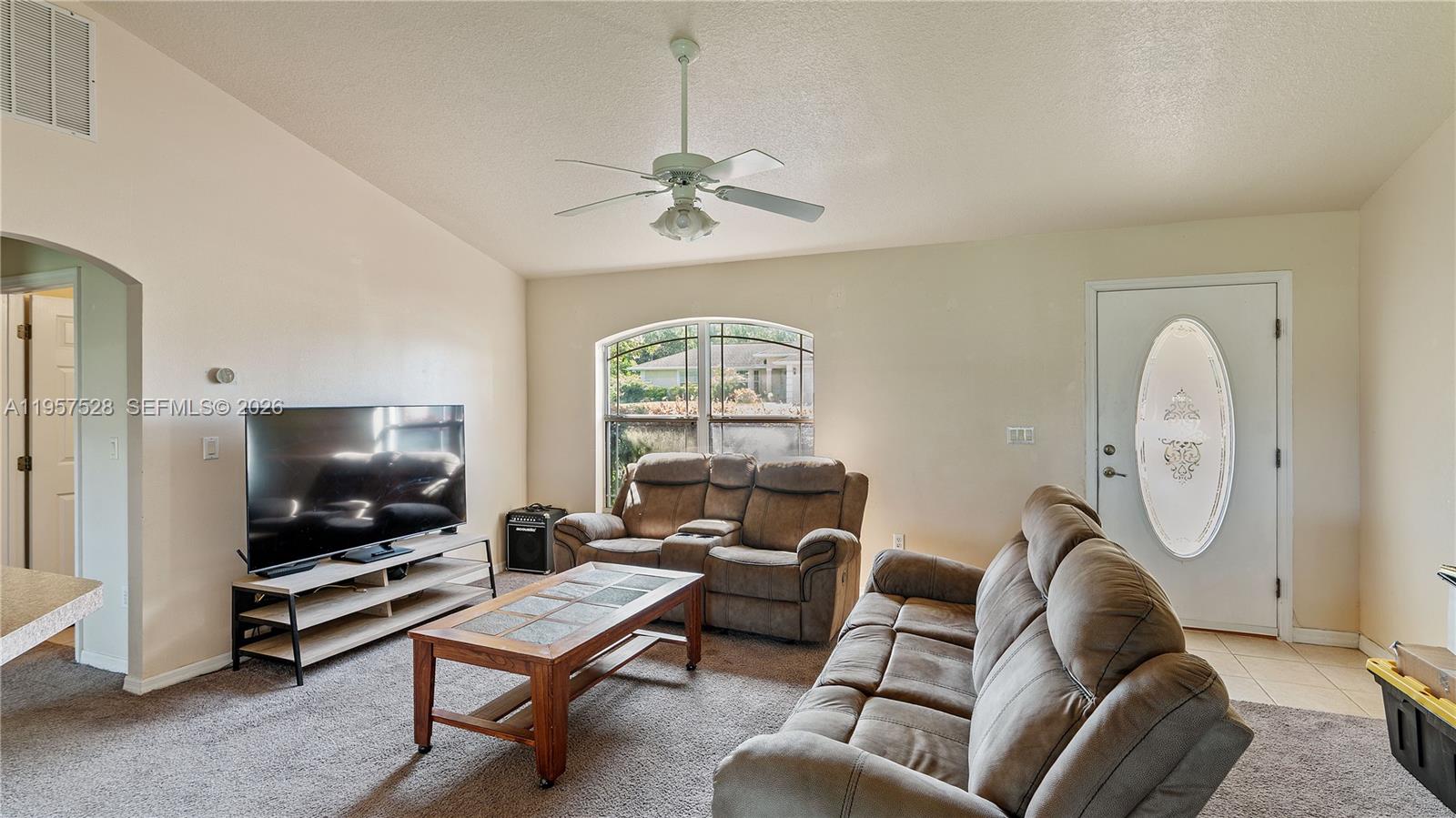 SILVER SPRINGS SHORES - Residential