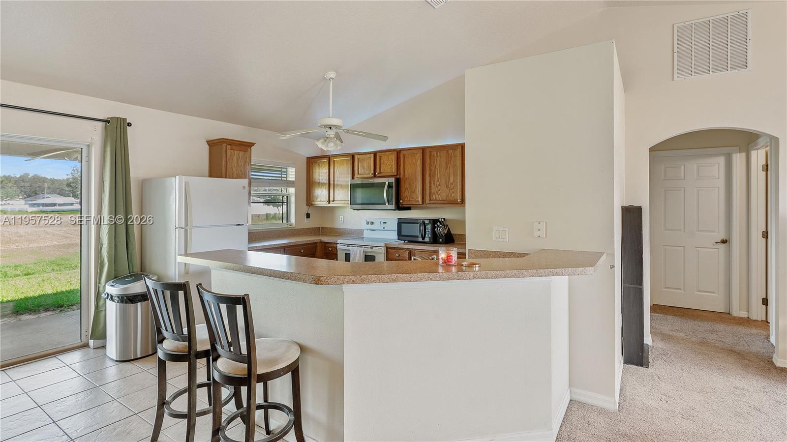 SILVER SPRINGS SHORES - Residential