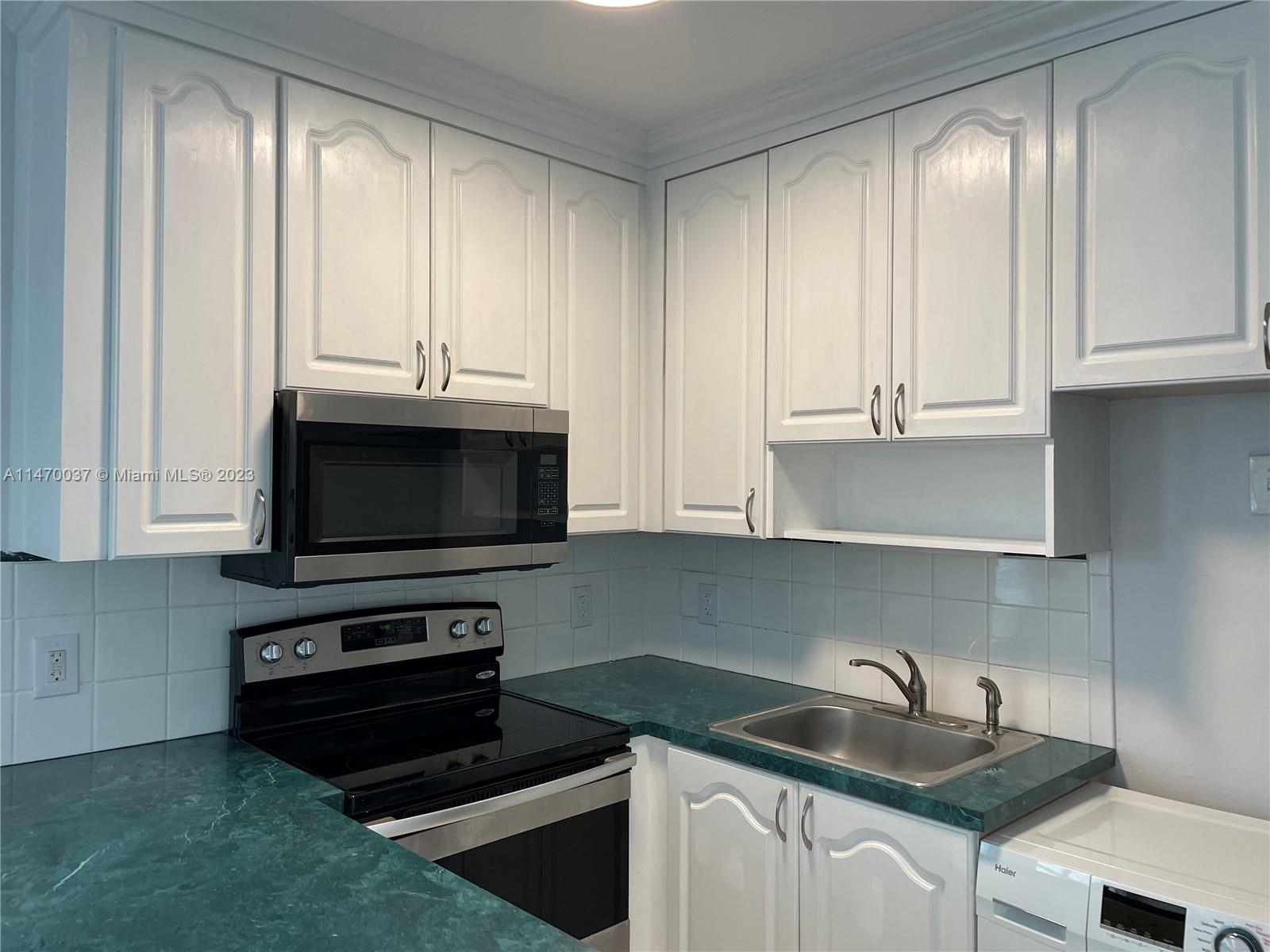 P & S APARTMENTS CONDO - Residential Lease