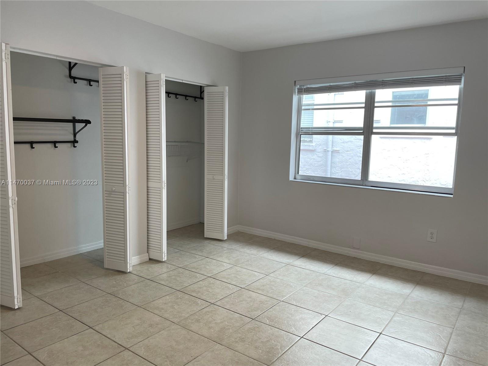 P & S APARTMENTS CONDO - Residential Lease