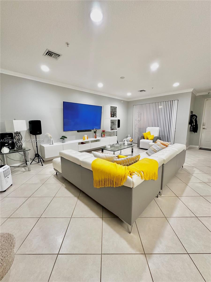 VILLA BIARRITZ CONDO - Residential