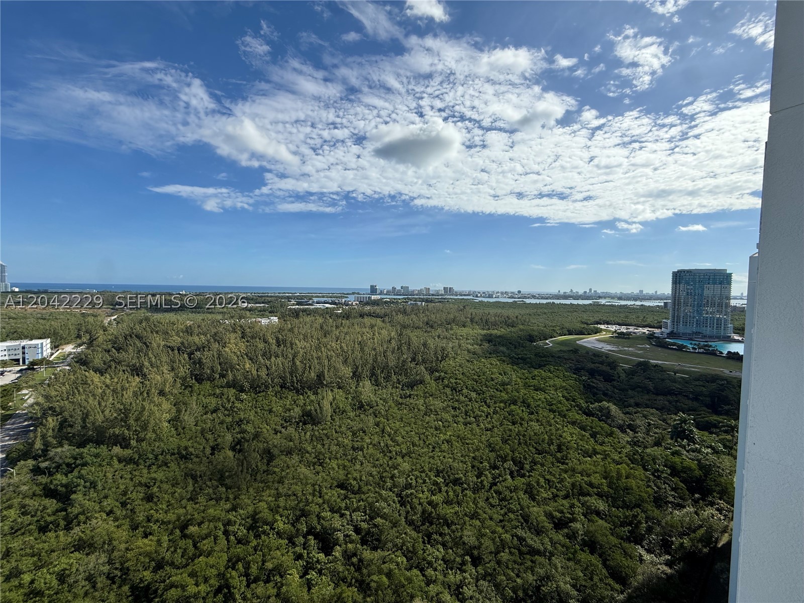 THE OAKS I CONDO - Residential
