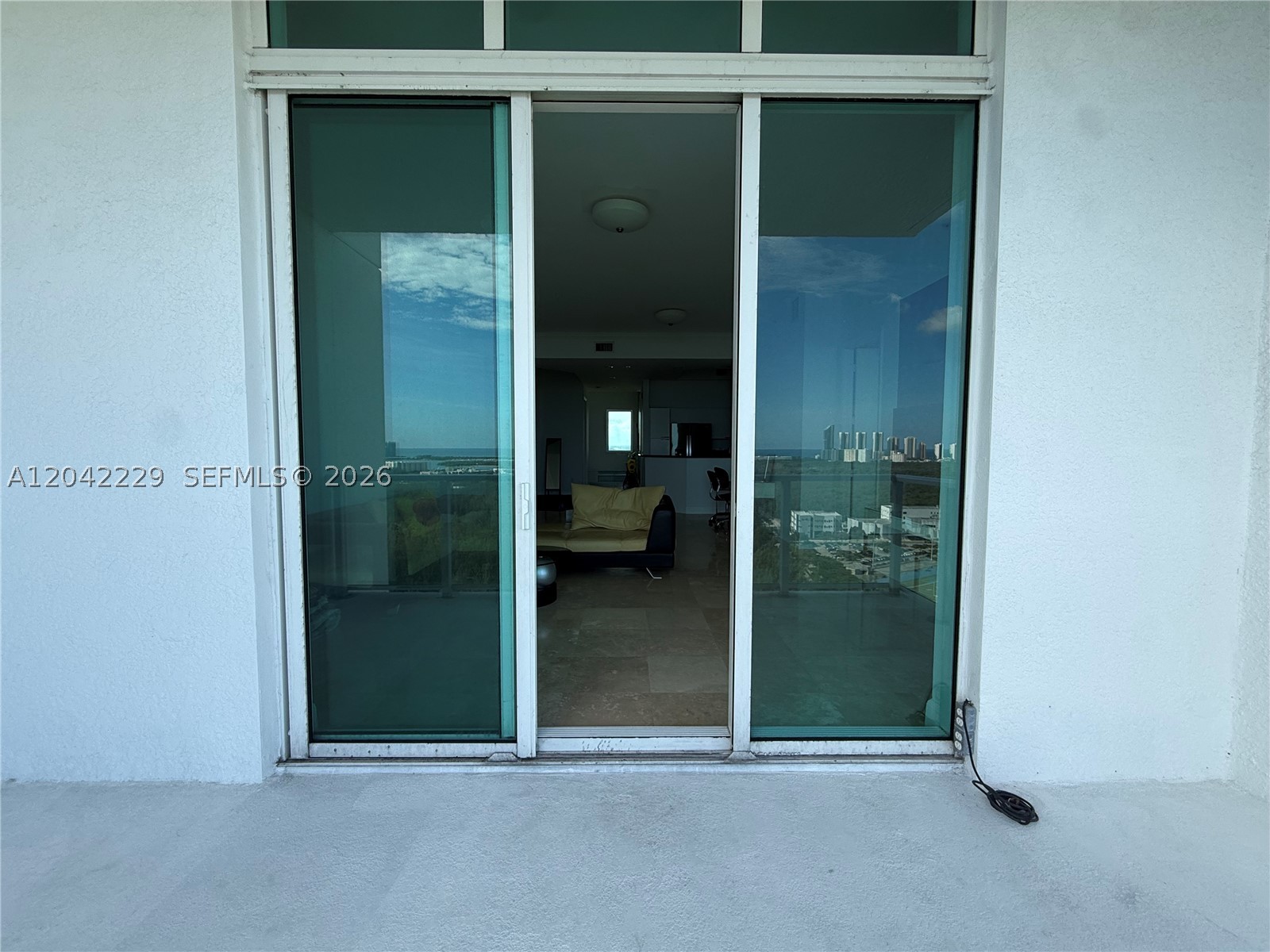 THE OAKS I CONDO - Residential