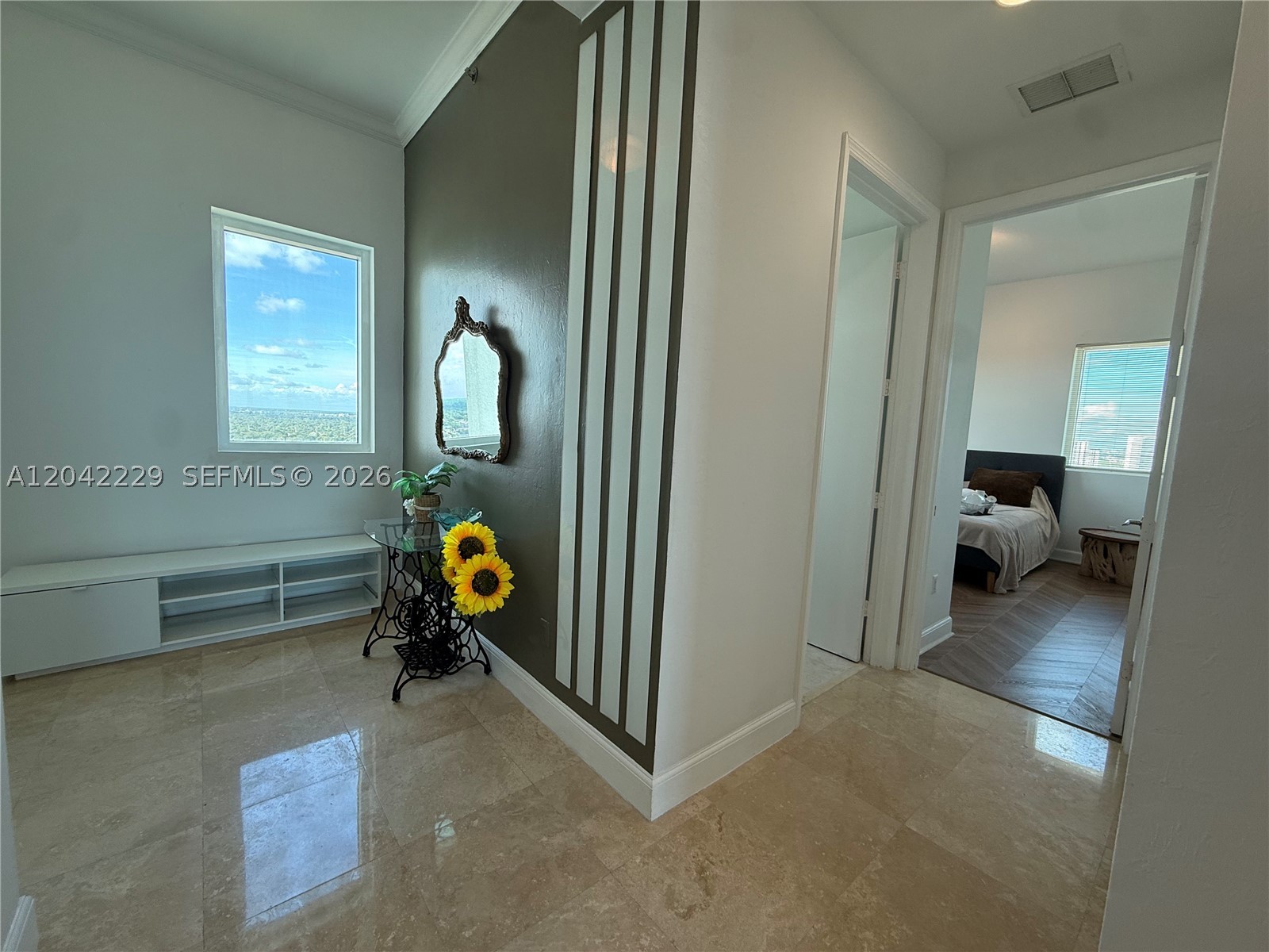 THE OAKS I CONDO - Residential